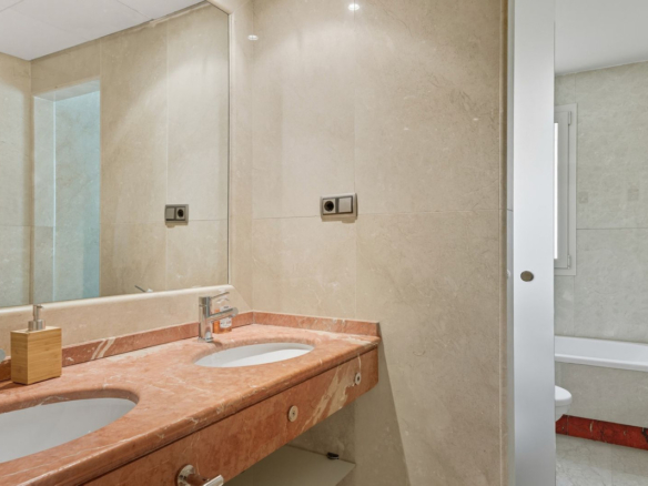 Apartment for sale in Marbella
