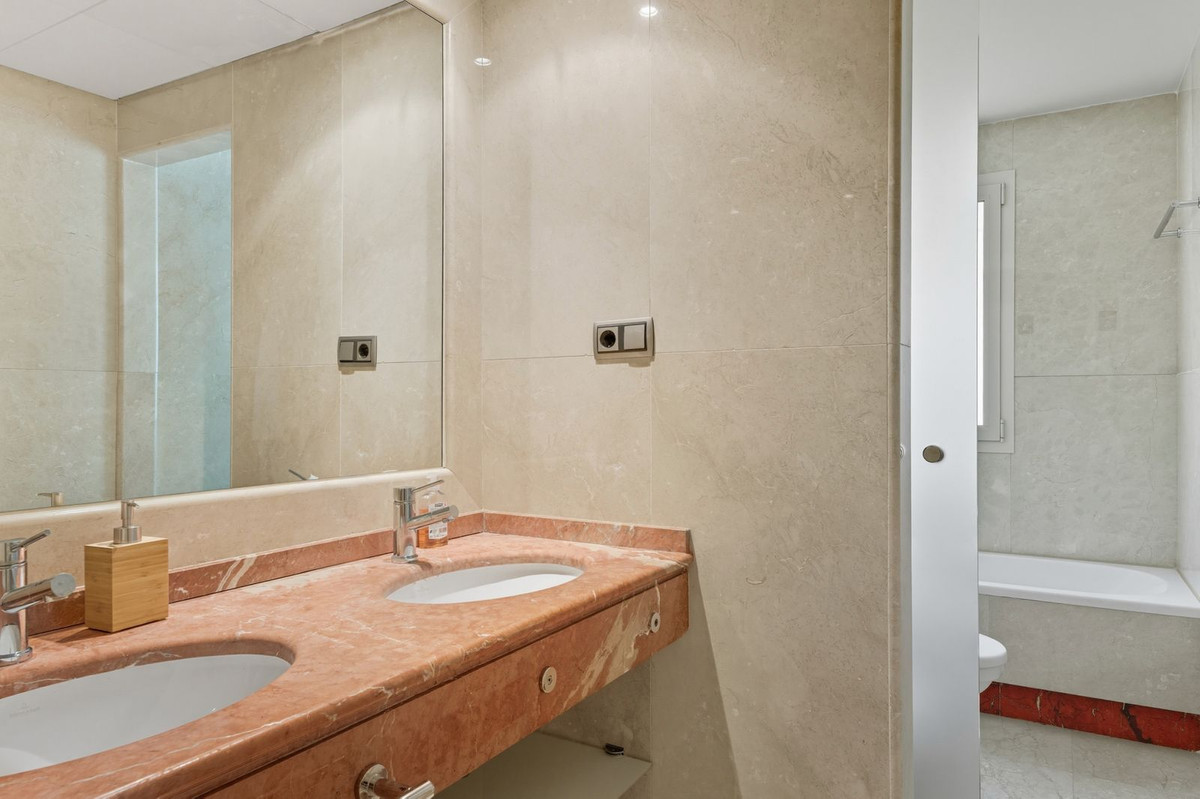 Apartment for sale in Marbella
