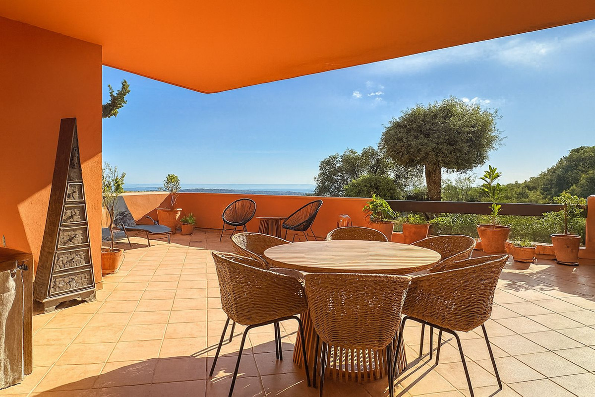 Apartment-in-Marbella-Ref-R5226604 Apartment for sale in Marbella