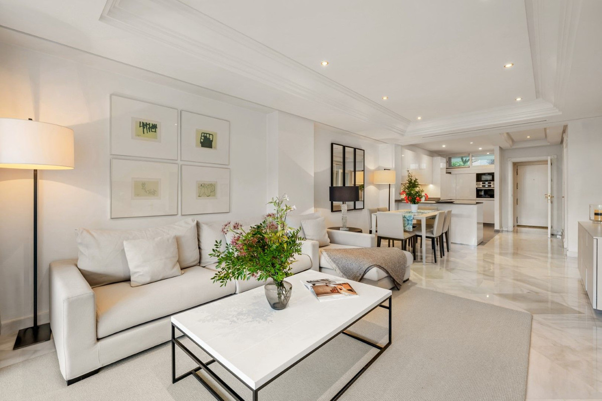 Apartment for sale in Marbella
