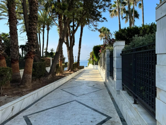 Apartment for sale in Marbella