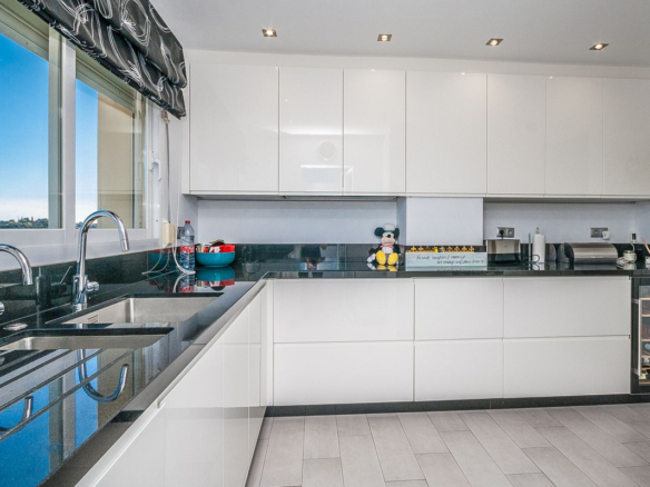 Apartment for sale in Marbella