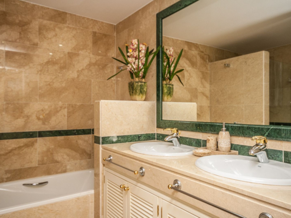 Apartment for sale in Marbella