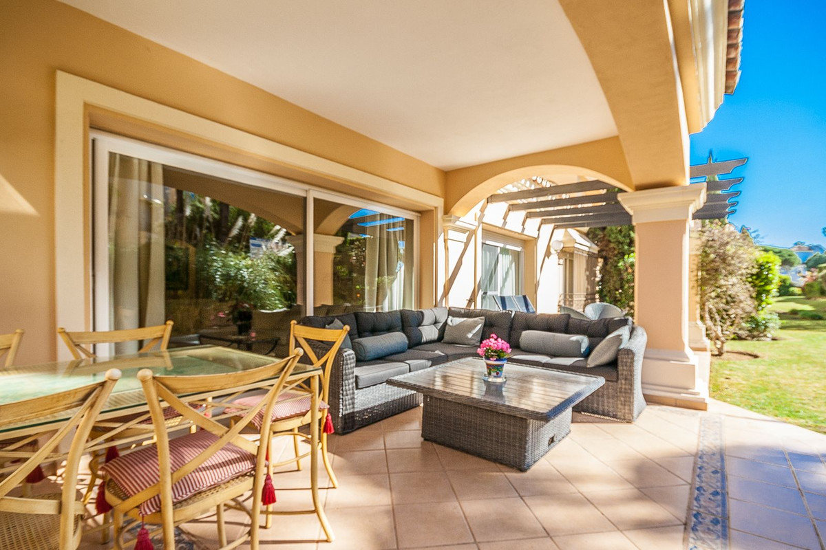 Apartment-in-Marbella-Ref-R5361736 Apartment for sale in Marbella