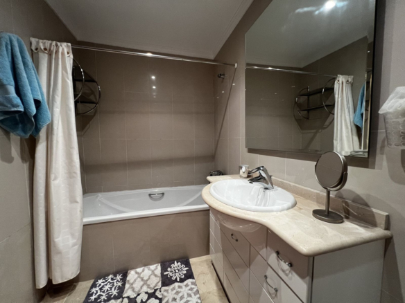 Apartment for sale in Mijas