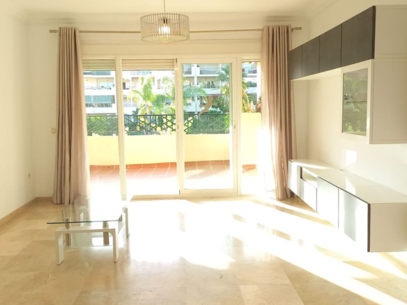 Apartment for sale in Mijas