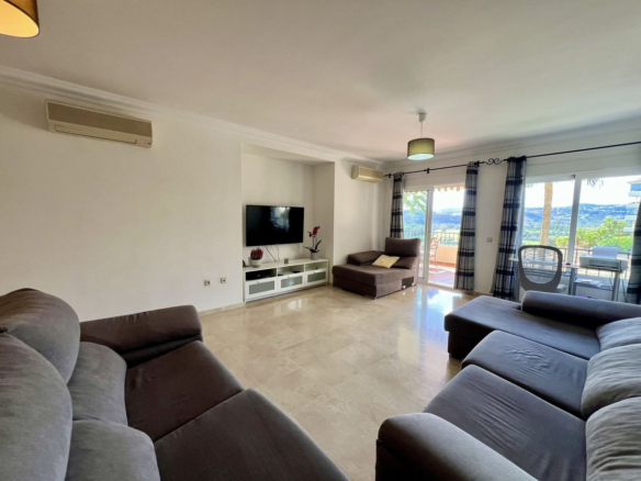 Apartment for sale in Mijas