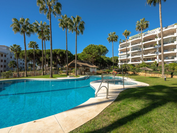 Apartment for sale in Mijas