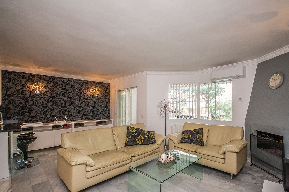 Apartment for sale in Mijas