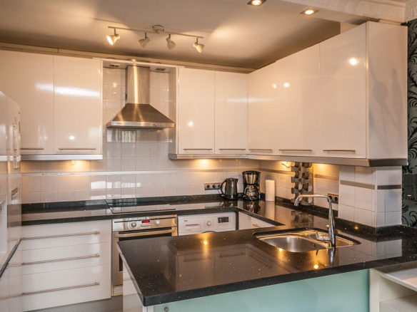 Apartment for sale in Mijas