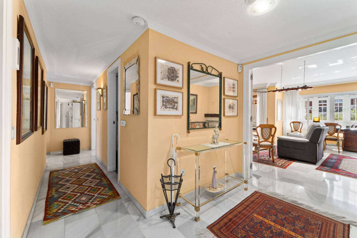 Apartment for sale in Mijas