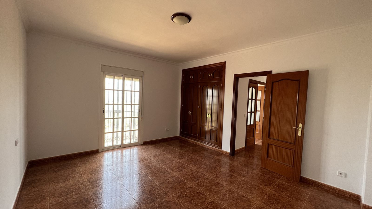 Finca for sale in Alhaurín de la Torre