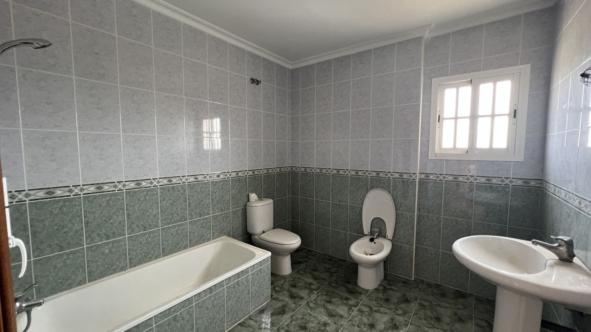Finca for sale in Alhaurín de la Torre