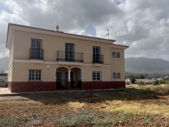 Finca for sale in Alhaurín de la Torre
