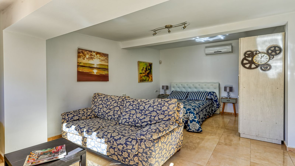 Finca for sale in Alhaurín de la Torre