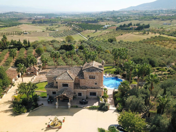 Finca for sale in Alhaurín de la Torre