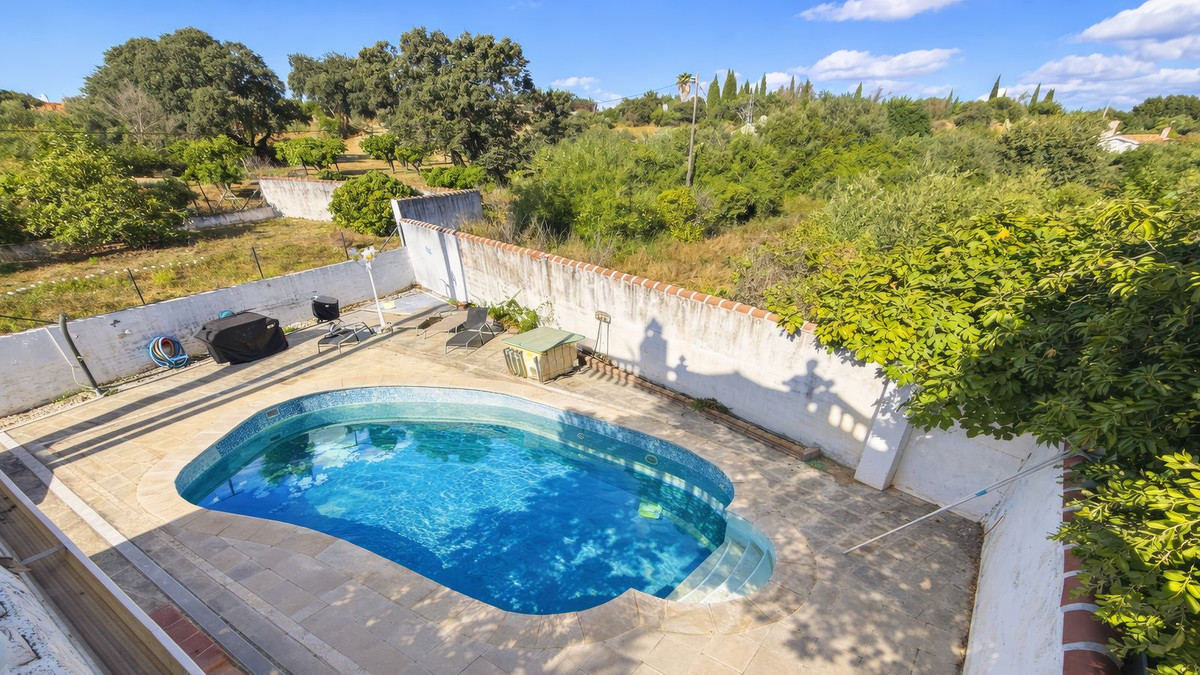 Finca for sale in Alhaurín de la Torre
