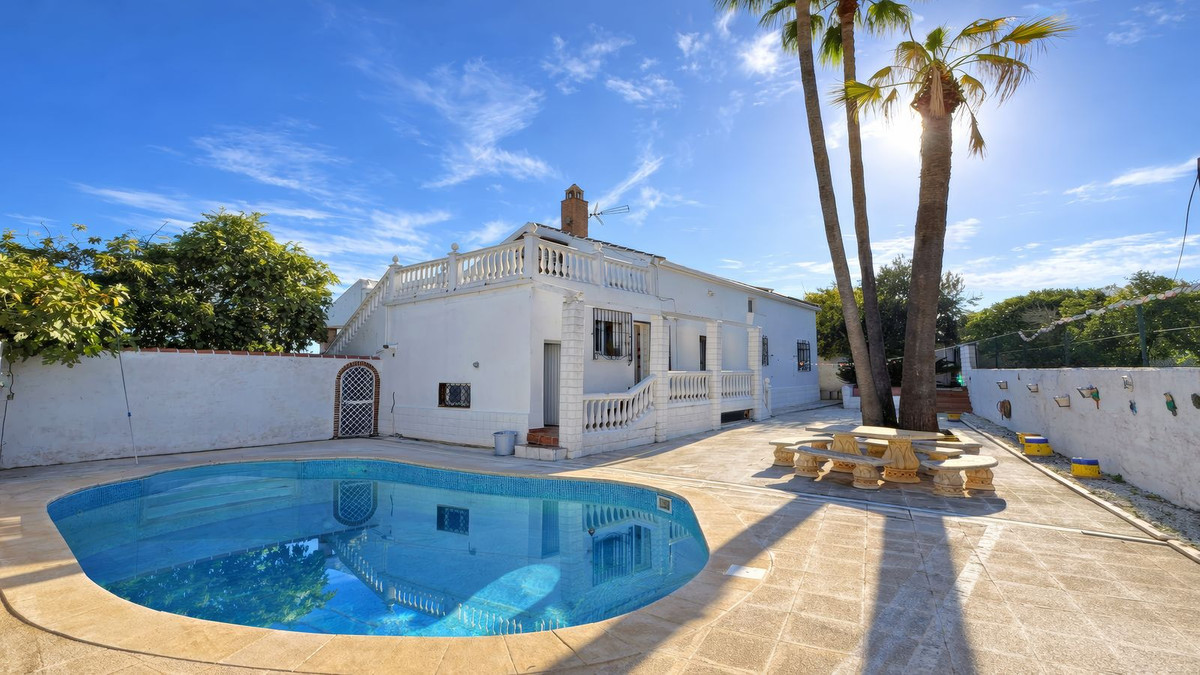 Finca for sale in Alhaurín de la Torre