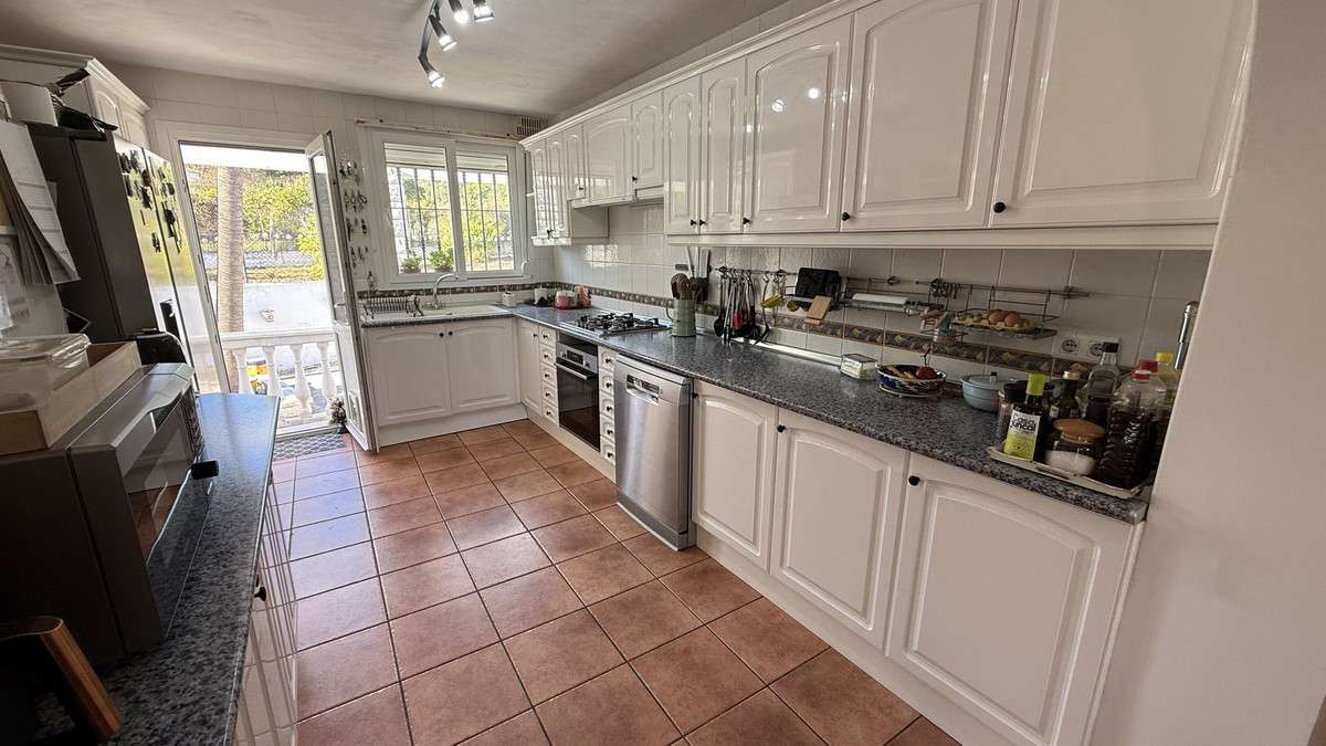 Finca for sale in Alhaurín de la Torre
