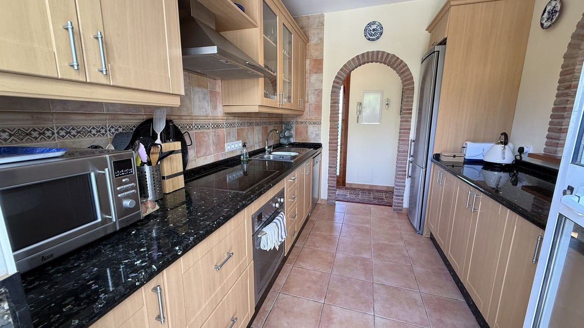 Finca for sale in Alora