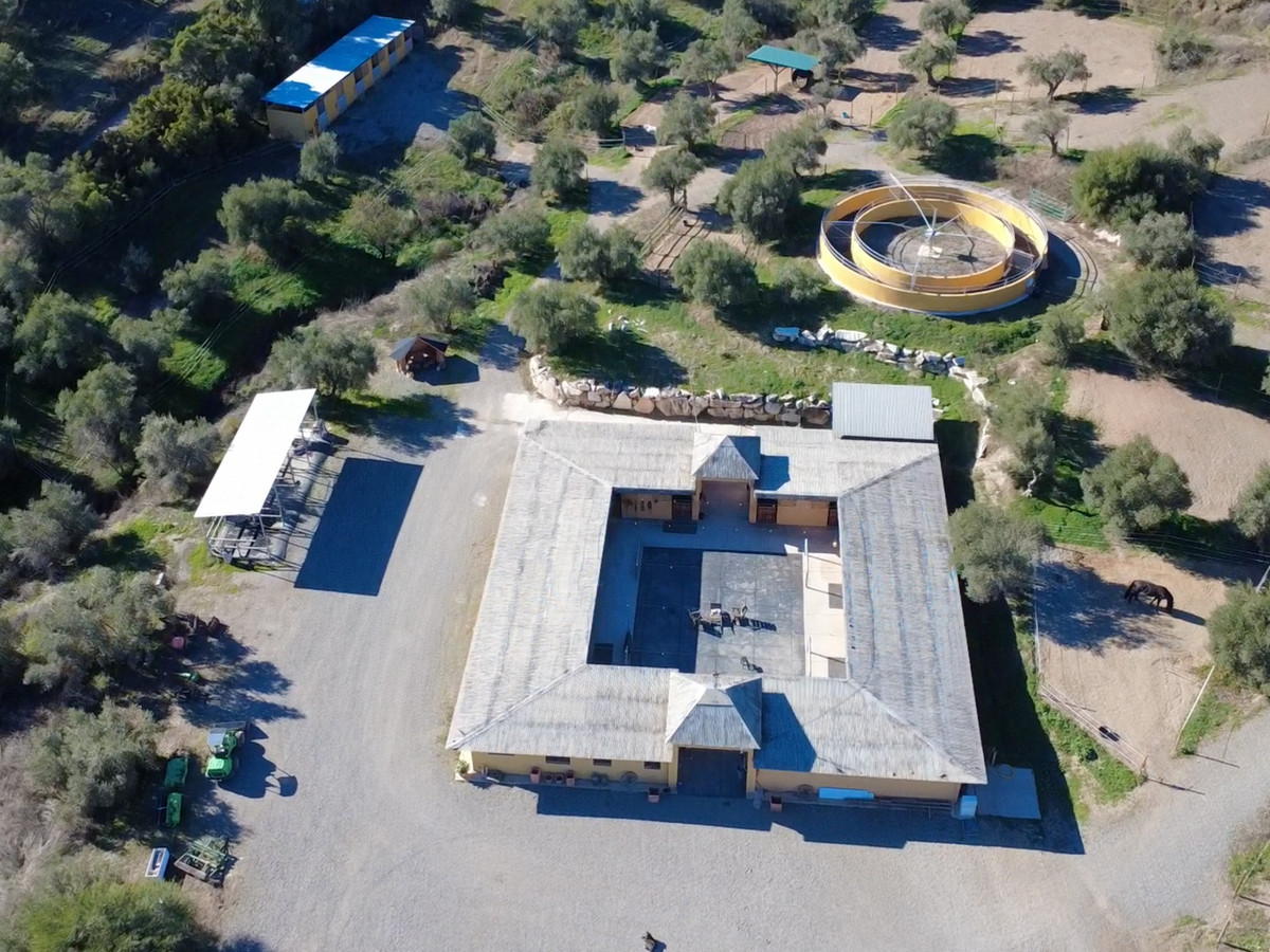 Finca zu verkaufen in Coín