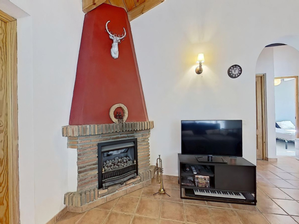 Finca for sale in Coín