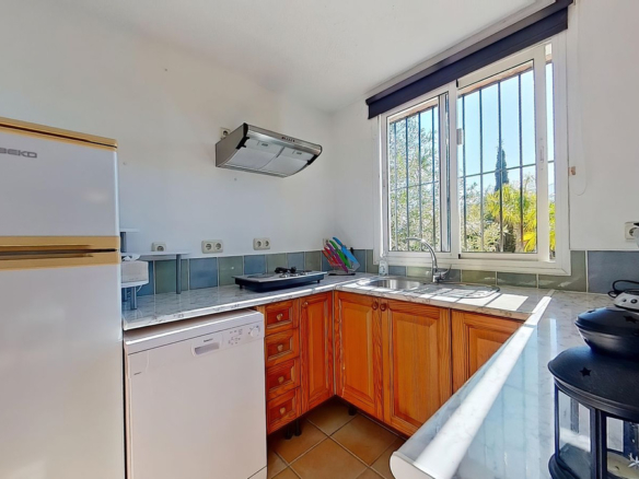 Finca for sale in Coín