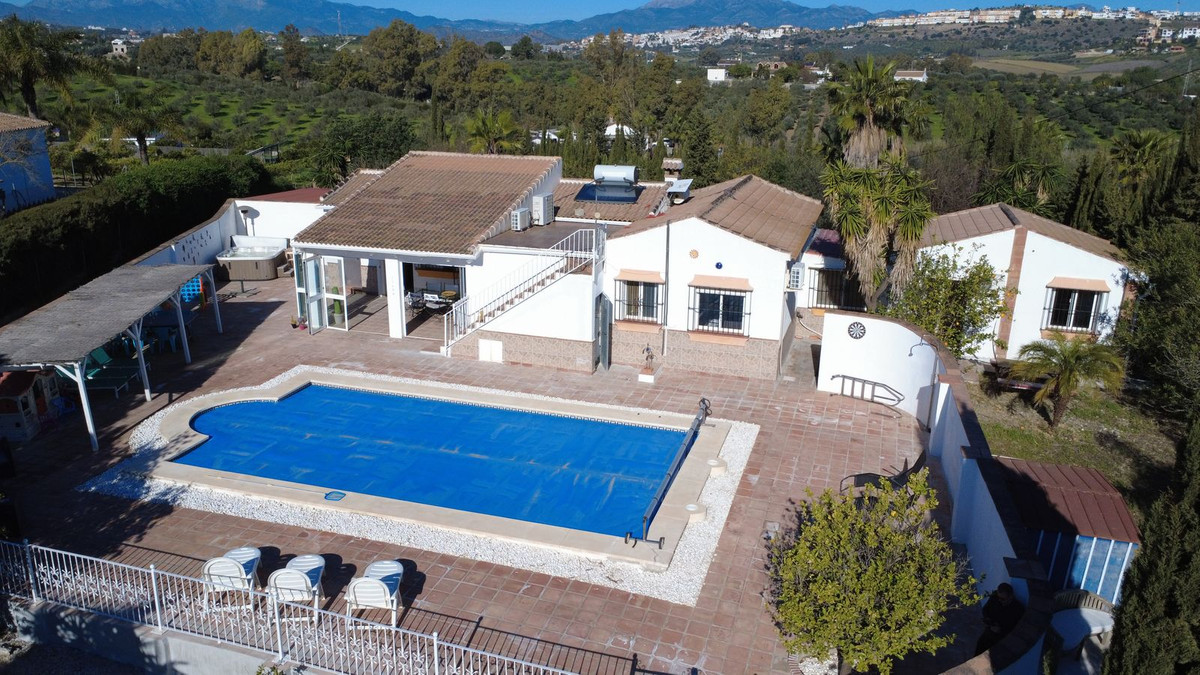 Finca-in-Coin-Ref-R5314471 Finca for sale in Coín