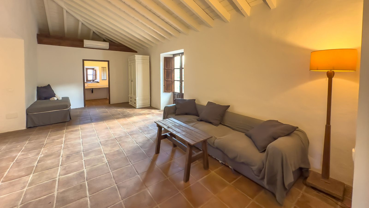 Finca for sale in Málaga