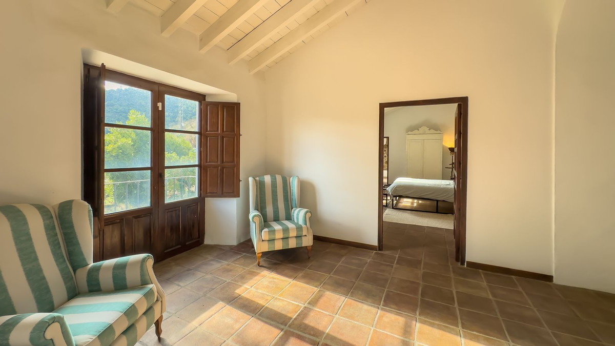 Finca for sale in Málaga