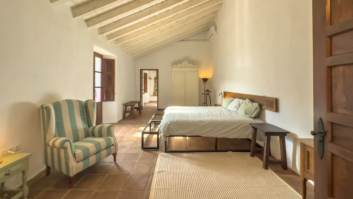 Finca for sale in Málaga