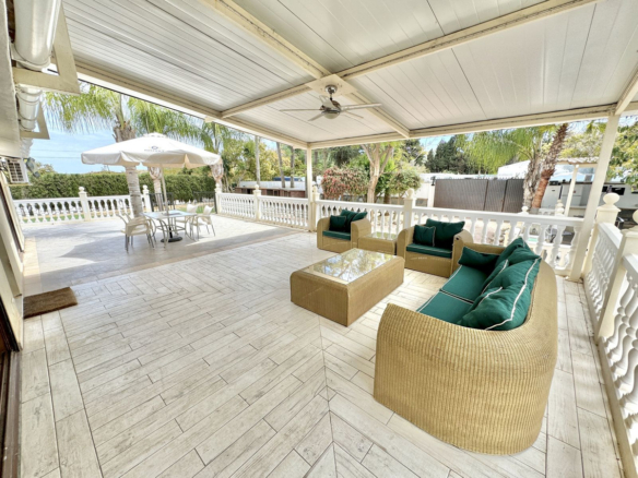 Finca for sale in Mijas