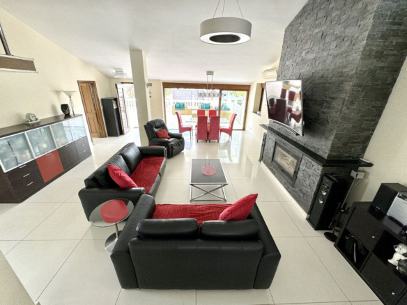 Finca for sale in Mijas