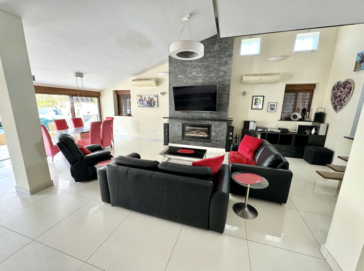 Finca for sale in Mijas