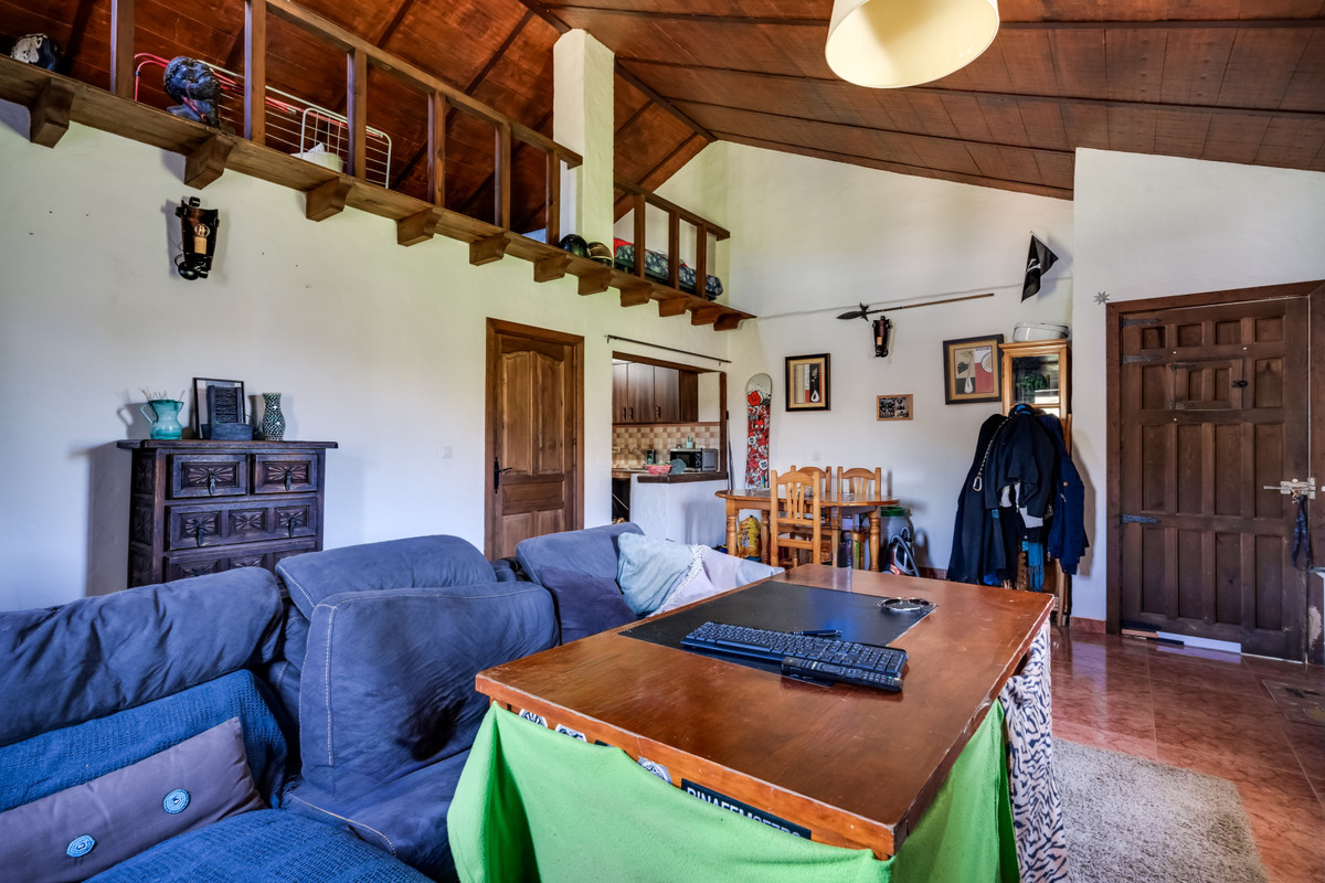 Finca for sale in Monda