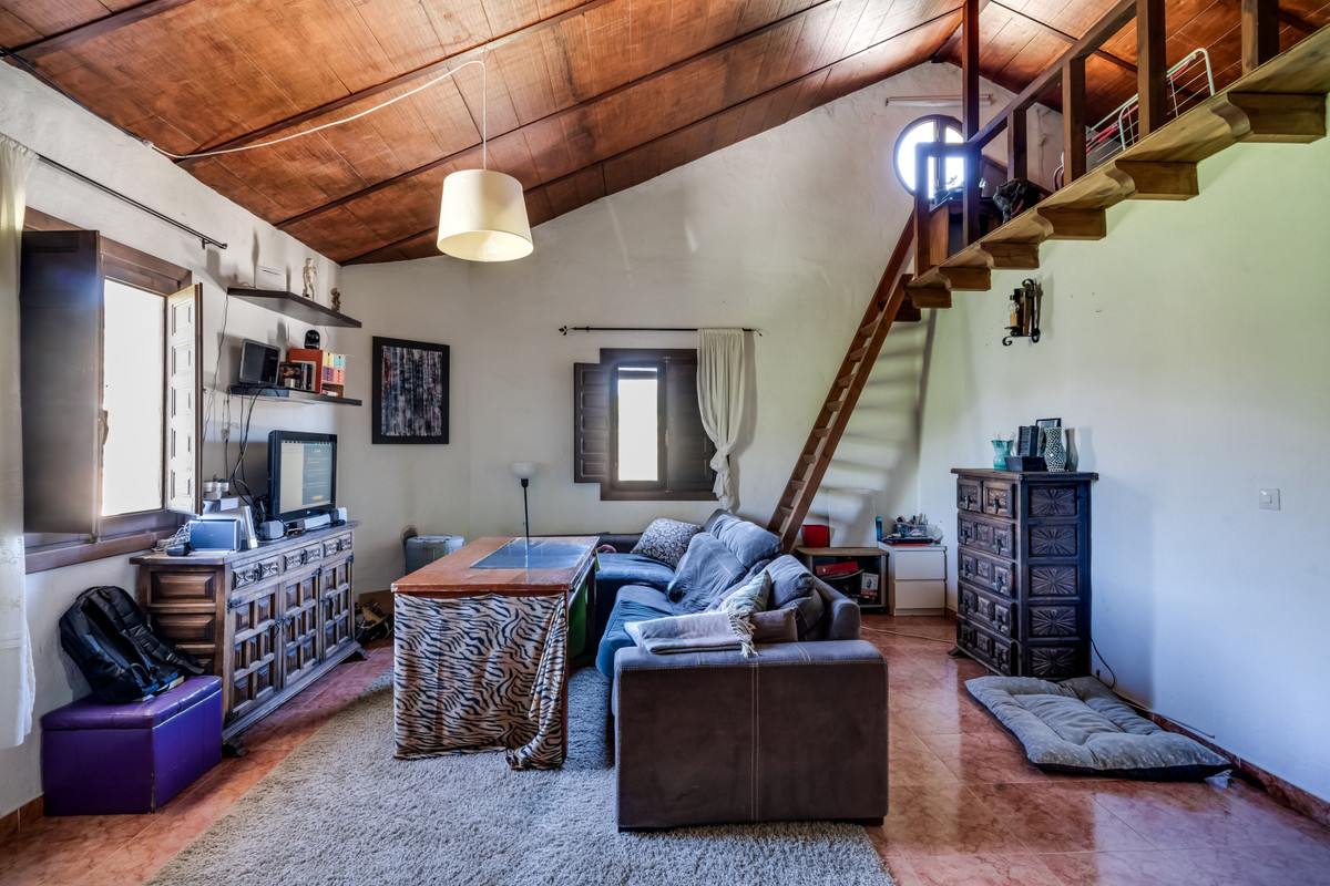 Finca for sale in Monda