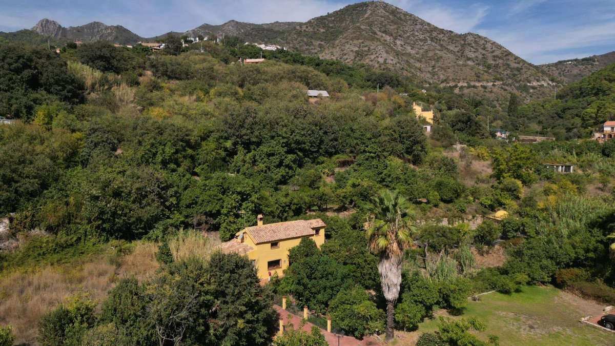 Finca for sale in Ojén