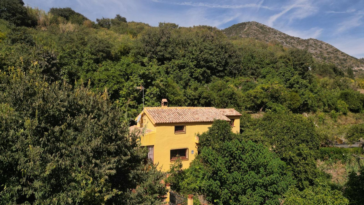 Finca for sale in Ojén