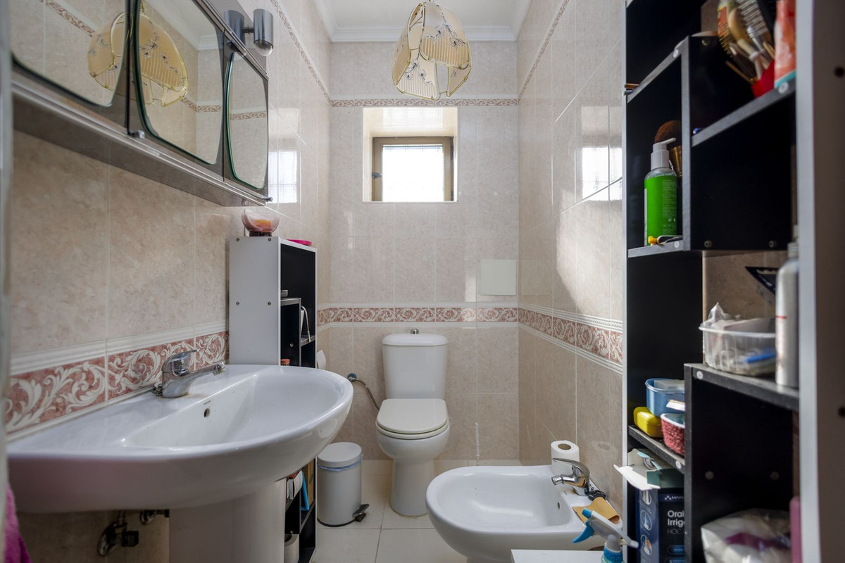 Finca for sale in Pizarra