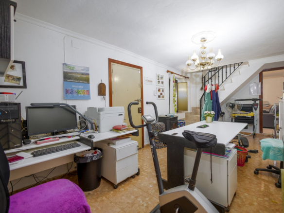 Finca for sale in Pizarra