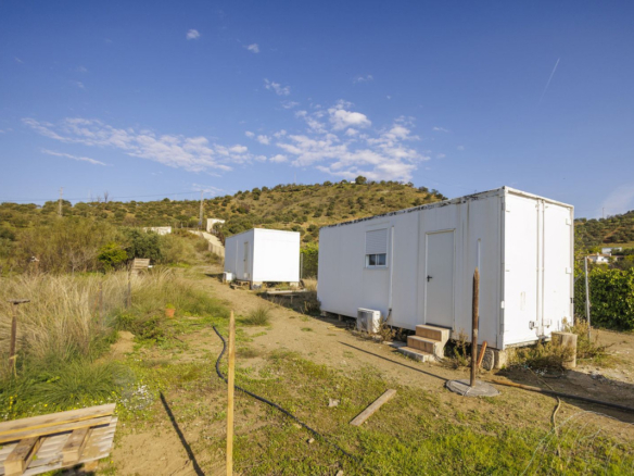 Finca for sale in Pizarra