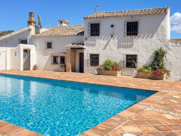 Finca for sale in Villanueva del Rosario