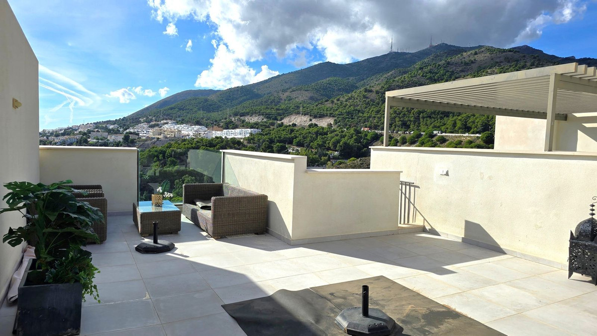 Penthouse for sale in Benalmadena