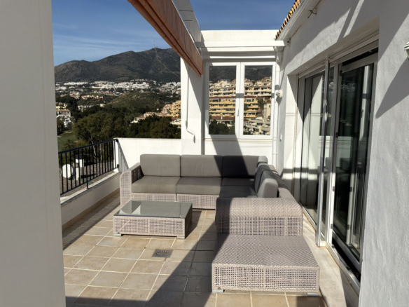 Penthouse for sale in Benalmadena