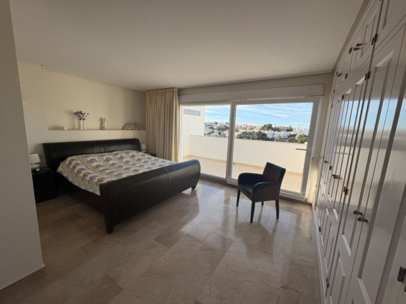 Penthouse for sale in Benalmadena