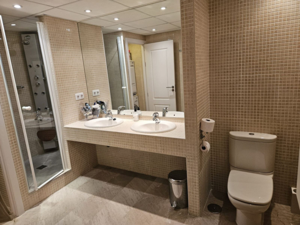 Penthouse for sale in Benalmadena