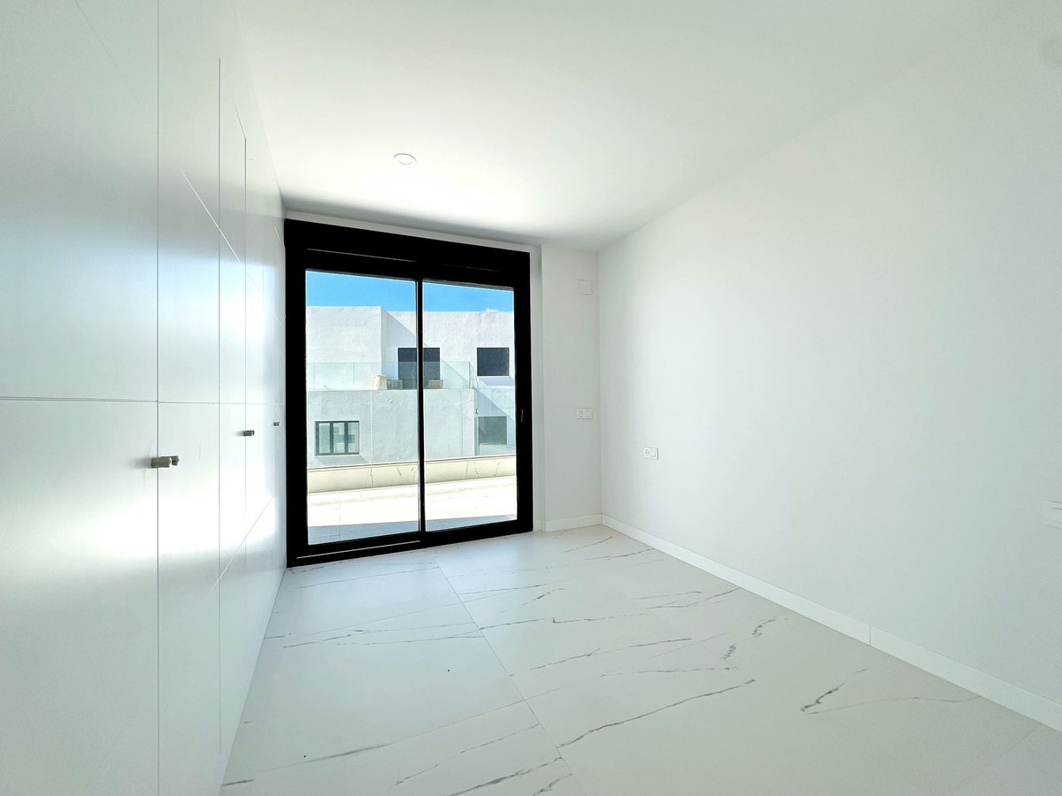 Penthouse for sale in Casares