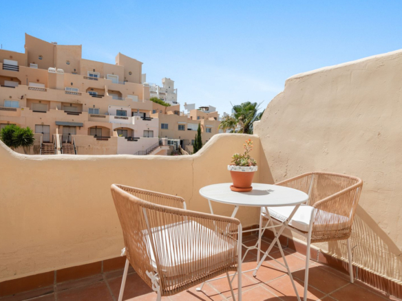 Penthouse for sale in Casares