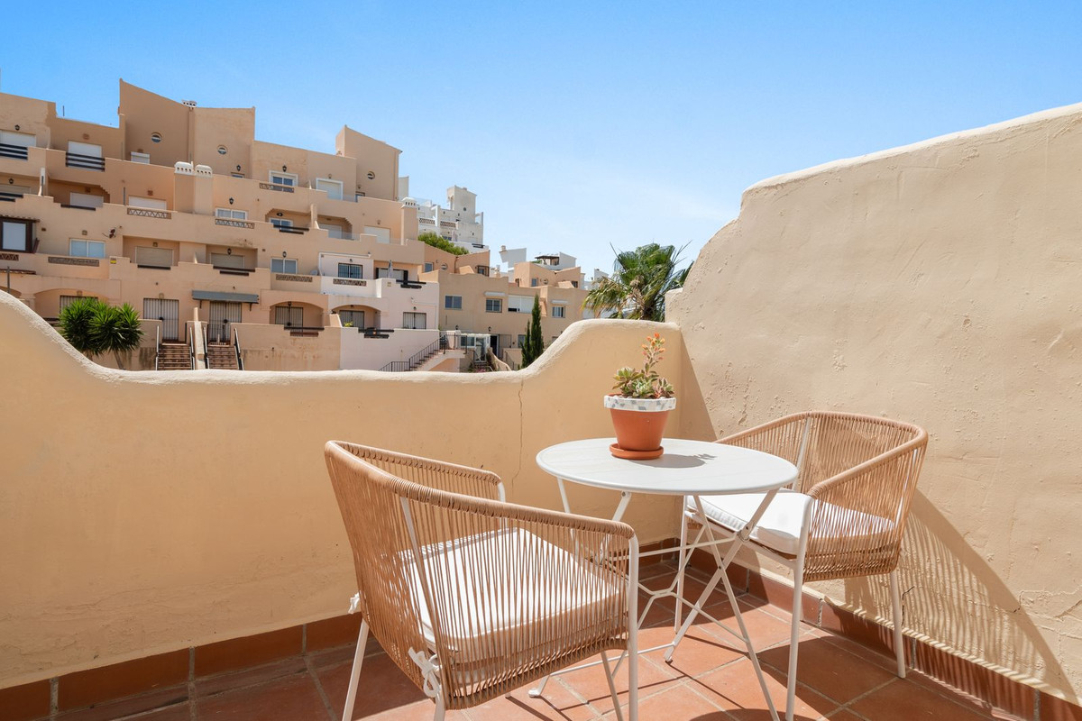 Penthouse for sale in Casares