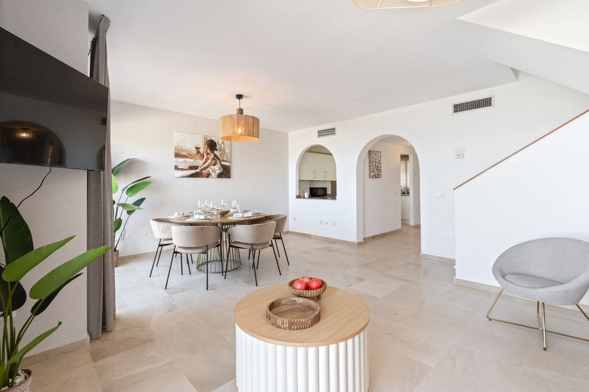 Penthouse for sale in Casares